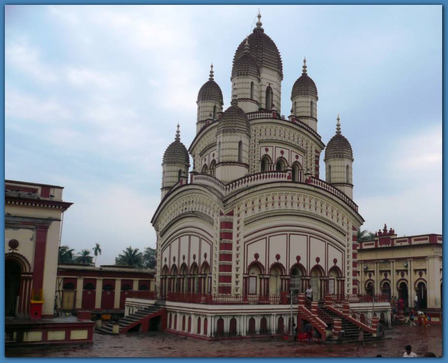 900x723 pixels (76K)